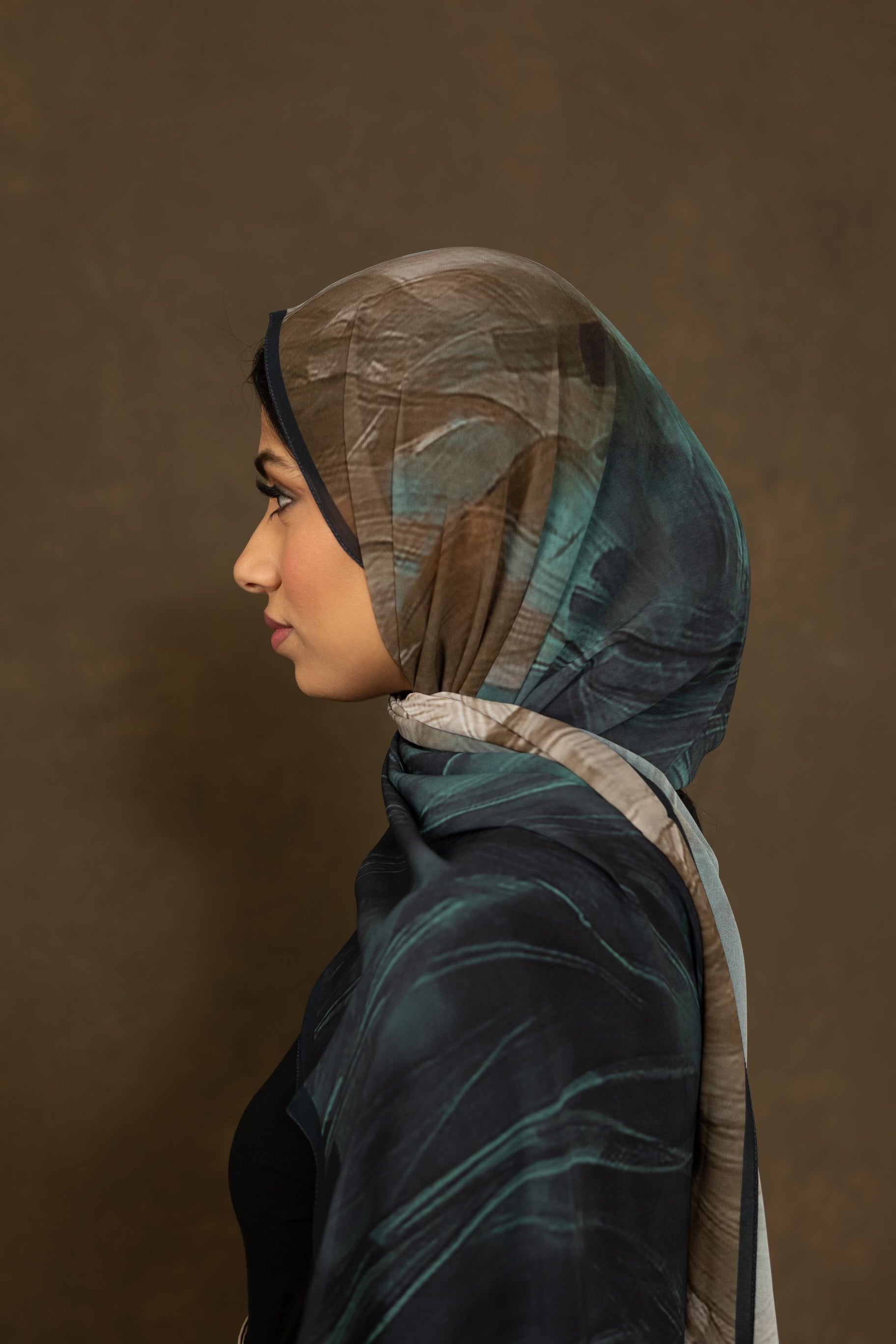 Nura Hijab- Deep Floral - Glazed Bakes